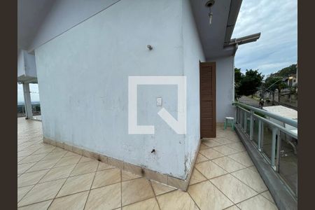 Casa à venda com 550m², 4 quartos e 2 vagas Casa à venda com 550m², 4 quartos e 2 vagasÁrea Externa