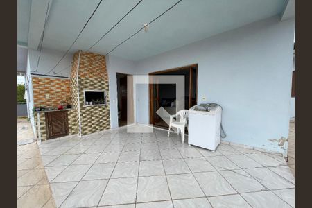Casa à venda com 550m², 4 quartos e 2 vagas Casa à venda com 550m², 4 quartos e 2 vagasÁrea Externa