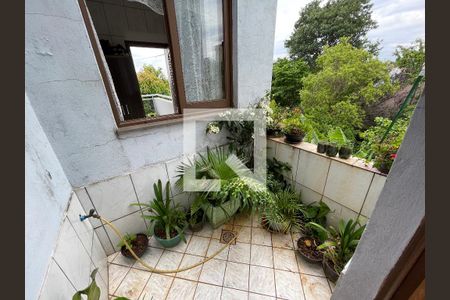 Casa à venda com 550m², 4 quartos e 2 vagas Casa à venda com 550m², 4 quartos e 2 vagasQuarto 2