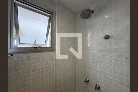 Casa de condomínio à venda com 264m², 4 quartos e 3 vagasSuíte 2 - Banheiro