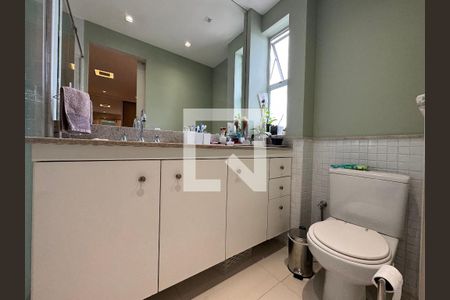 Casa de condomínio à venda com 264m², 4 quartos e 3 vagasSuíte 3 - Banheiro