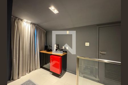 Casa de condomínio à venda com 264m², 4 quartos e 3 vagasSala de TV