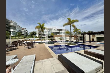 Casa de condomínio à venda com 264m², 4 quartos e 3 vagasÁrea comum