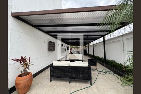 Casa de condomínio à venda com 264m², 4 quartos e 3 vagasÁrea externa