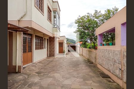 Casa de condomínio à venda com 250m², 6 quartos e 3 vagas Casa de condomínio à venda com 250m², 6 quartos e 3 vagasÁrea comum