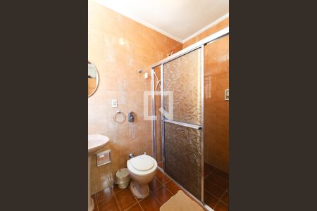 Casa para alugar com 384m², 5 quartos e 6 vagasBanheiro Suíte 2