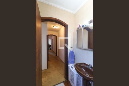 Casa para alugar com 384m², 5 quartos e 6 vagasBanheiro Suíte 1