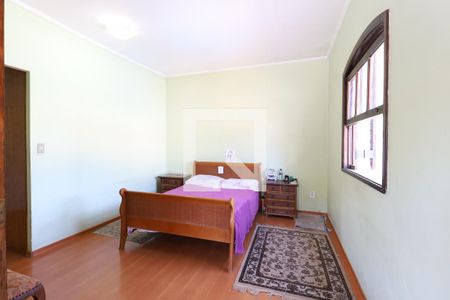 Casa para alugar com 384m², 5 quartos e 6 vagasSuíte 1