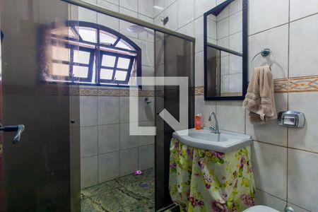 Casa à venda com 300m², 3 quartos e 2 vagas Casa à venda com 300m², 3 quartos e 2 vagasBanheiro 3