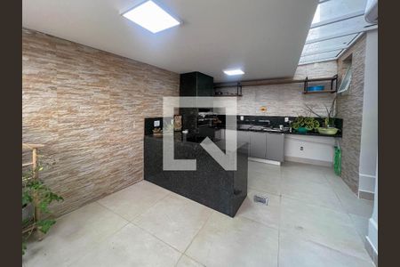 Apartamento à venda com 151m², 3 quartos e 3 vagas Apartamento à venda com 151m², 3 quartos e 3 vagasÁrea privativa