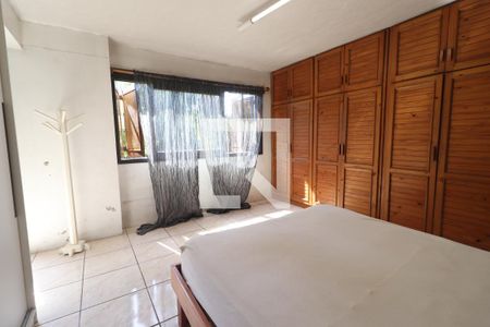 Casa à venda com 290m², 5 quartos e 4 vagasQuarto 3