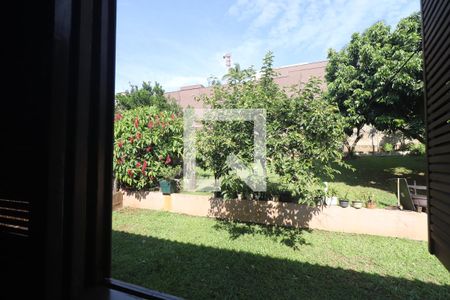 Casa à venda com 290m², 5 quartos e 4 vagasVista 