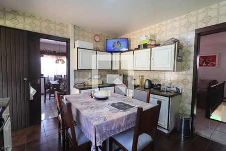 Casa à venda com 290m², 5 quartos e 4 vagasCozinha