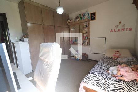 Casa à venda com 290m², 5 quartos e 4 vagasQuarto 01