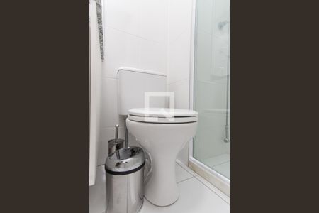 Apartamento à venda com 63m², 2 quartos e 1 vaga Apartamento à venda com 63m², 2 quartos e 1 vagaBanheiro