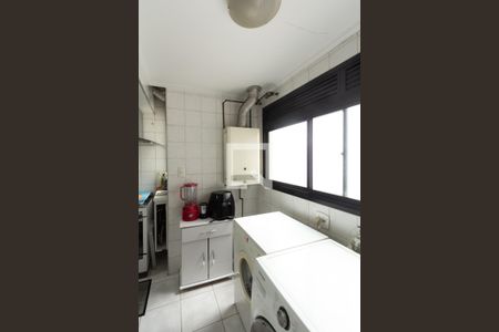 Apartamento à venda com 93m², 3 quartos e 2 vagas Apartamento à venda com 93m², 3 quartos e 2 vagasÁrea de Serviço