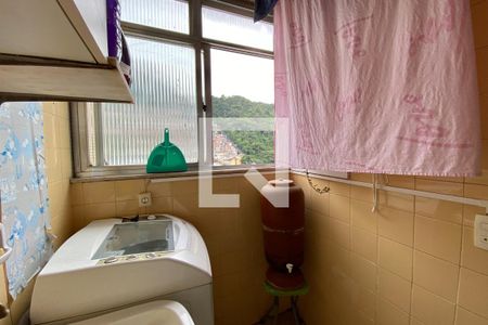 Apartamento à venda com 122m², 2 quartos e 1 vaga Apartamento à venda com 122m², 2 quartos e 1 vagaÁrea de Serviço