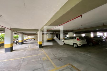 Apartamento à venda com 122m², 2 quartos e 1 vaga Apartamento à venda com 122m², 2 quartos e 1 vagaGaragem