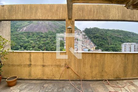 Apartamento à venda com 122m², 2 quartos e 1 vaga Apartamento à venda com 122m², 2 quartos e 1 vagaÁrea externa