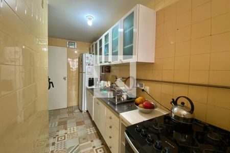 Apartamento à venda com 122m², 2 quartos e 1 vaga Apartamento à venda com 122m², 2 quartos e 1 vagaCozinha