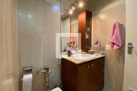 Apartamento à venda com 122m², 2 quartos e 1 vaga Apartamento à venda com 122m², 2 quartos e 1 vagaBanheiro 2