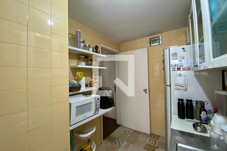 Apartamento à venda com 122m², 2 quartos e 1 vaga Apartamento à venda com 122m², 2 quartos e 1 vagaCozinha