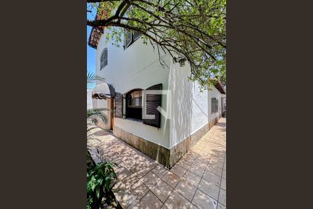 Casa à venda com 200m², 3 quartos e 4 vagasÁrea externa