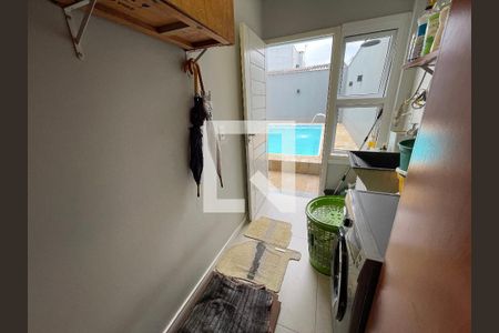 Casa à venda com 100m², 2 quartos e 2 vagasÁrea de Serviço