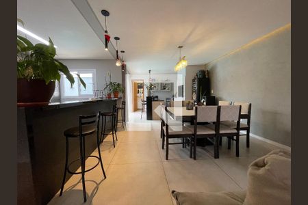 Casa à venda com 100m², 2 quartos e 2 vagasCozinha