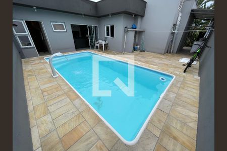 Casa à venda com 100m², 2 quartos e 2 vagasÁrea comum