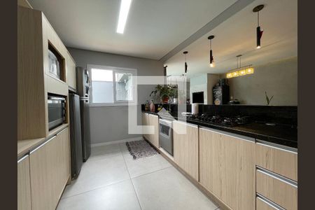 Casa à venda com 100m², 2 quartos e 2 vagasCozinha