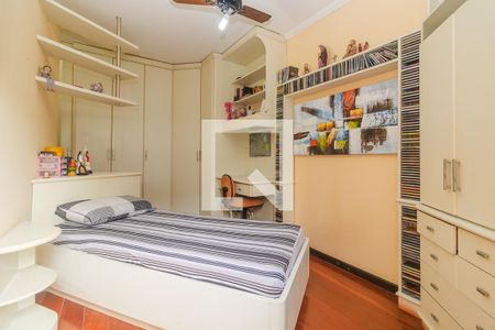 Casa à venda com 357m², 4 quartos e 2 vagas Casa à venda com 357m², 4 quartos e 2 vagasQuarto 3