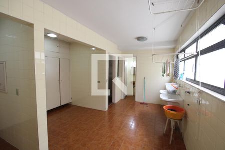 Apartamento à venda com 330m², 4 quartos e 4 vagasÁrea de Serviço