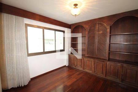 Apartamento à venda com 330m², 4 quartos e 4 vagasQuarto 1