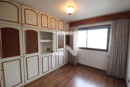 Apartamento à venda com 330m², 4 quartos e 4 vagasQuarto 4