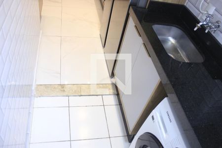 Apartamento à venda com 75m², 2 quartos e 1 vagaÁrea de Serviço