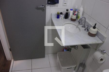 Apartamento à venda com 75m², 2 quartos e 1 vagaBanheiro da Suíte