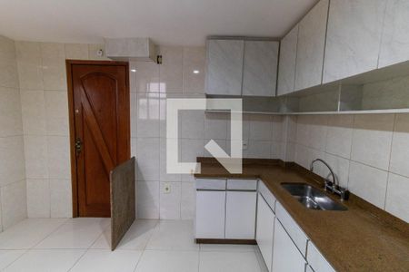 Apartamento à venda com 90m², 3 quartos e sem vagaCozinha e Área de Serviço
