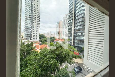 Apartamento à venda com 96m², 3 quartos e 1 vaga Apartamento à venda com 96m², 3 quartos e 1 vagaVista/Quarto 2