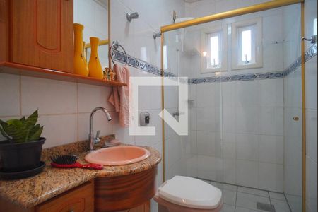 Casa à venda com 343m², 5 quartos e 5 vagas Casa à venda com 343m², 5 quartos e 5 vagasBanheiro 2