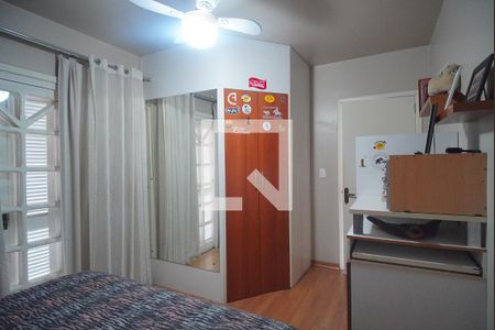 Casa à venda com 343m², 5 quartos e 5 vagas Casa à venda com 343m², 5 quartos e 5 vagasQuarto 3