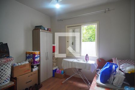 Casa à venda com 343m², 5 quartos e 5 vagas Casa à venda com 343m², 5 quartos e 5 vagasQuarto 4