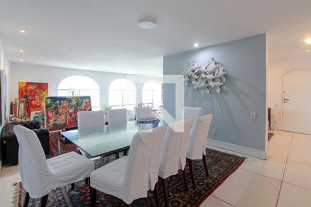 Apartamento à venda com 290m², 4 quartos e 3 vagas Apartamento à venda com 290m², 4 quartos e 3 vagasSala