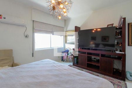 Apartamento à venda com 290m², 4 quartos e 3 vagas Apartamento à venda com 290m², 4 quartos e 3 vagasQuarto 2 suíte