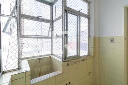Apartamento à venda com 80m², 2 quartos e sem vaga Apartamento à venda com 80m², 2 quartos e sem vagaÁrea de serviço