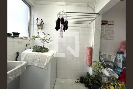 Apartamento à venda com 70m², 2 quartos e sem vaga Apartamento à venda com 70m², 2 quartos e sem vagaÁrea de Serviço