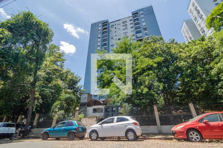 Apartamento à venda com 80m², 3 quartos e sem vaga Apartamento à venda com 80m², 3 quartos e sem vagaFachada