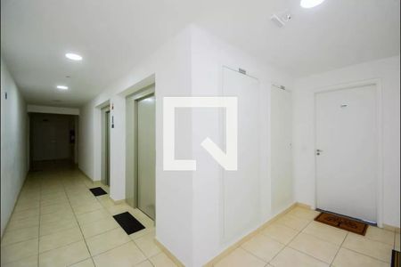 Apartamento à venda com 43m², 2 quartos e 1 vagaHall de entrada