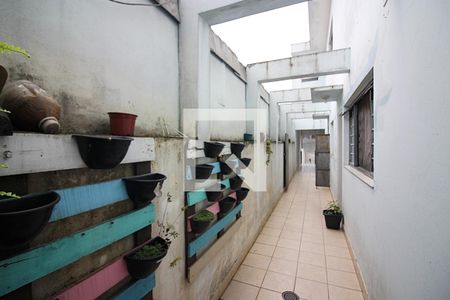 Casa à venda com 375m², 2 quartos e 8 vagasCorredor