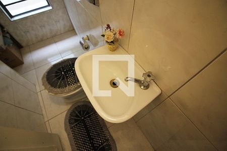 Casa à venda com 375m², 2 quartos e 8 vagasLavabo 